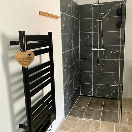 Le Pressoir Апартаменты